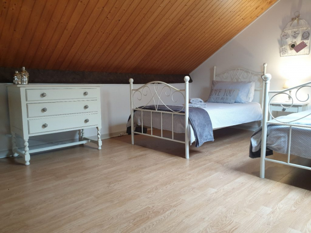 Hazelnut Gite Bedroom 3